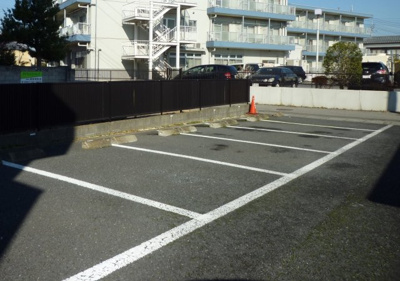 【駐車場】 | リーフ・ザ・ガーデン竜ケ崎 | 敷地内駐車場