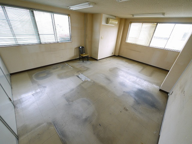 石田ビルの内装