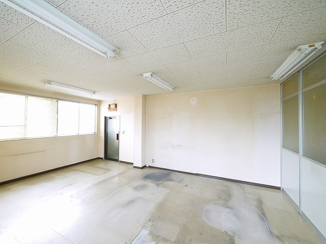 石田ビルの内装