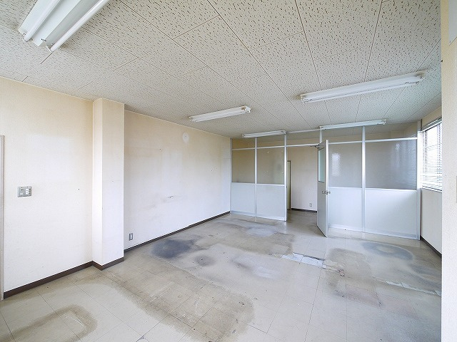 石田ビルの内装