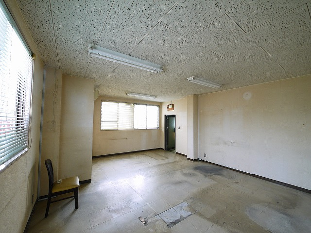 石田ビルの内装