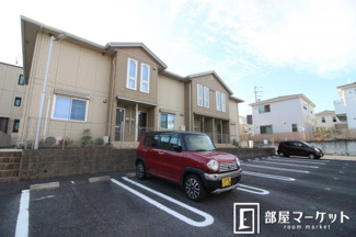 【駐車場】