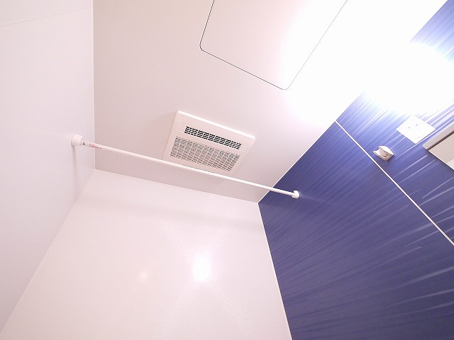 ウエストメゾンＢの設備|浴室乾燥機です