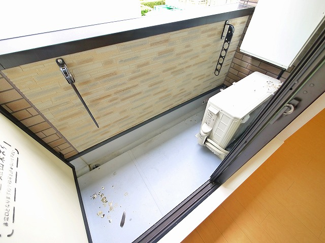 ウエストメゾンＢのバルコニー|広々としたバルコニーです