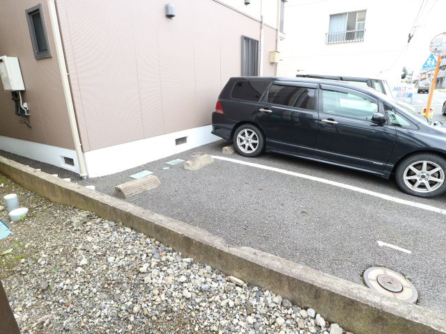 セントラル・ビューAの駐車場