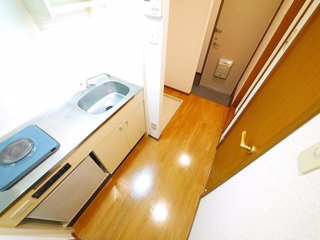 グリーンヒルズ・Fの洋室|コンパクトで使いやすい洋室です