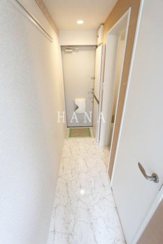 ユナイト追浜 ベネッティーの杜のエントランス|同物件の参考写真です。