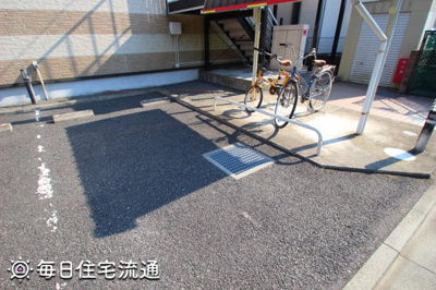 【駐車場】 | メゾンドソレイユ