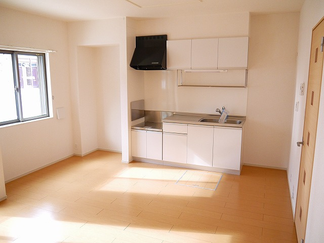 ランドマーク桜井　Ⅱの居間・リビング|こちらの居間で趣味の時間をお楽しみください