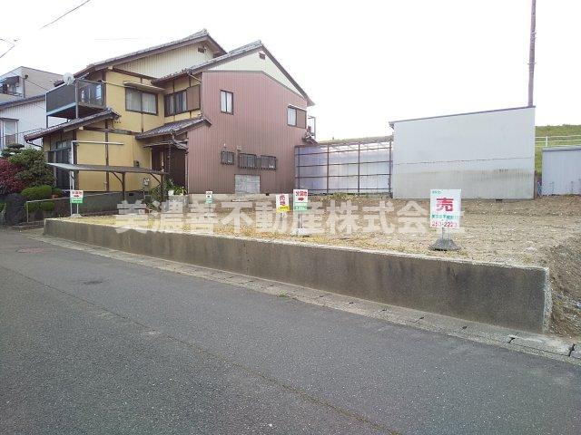 ５３８１３　岐阜市大縄場分譲地の前面道路含む現地写真