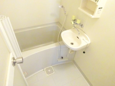 【浴室】 | フォアオルテ岡本