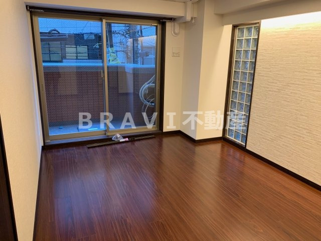 B-PROUD天満橋（ビープラウドテンマバシ）　BRAVI不動産の寝室|【B-PROUD天満橋】使い勝手のいい寝室です