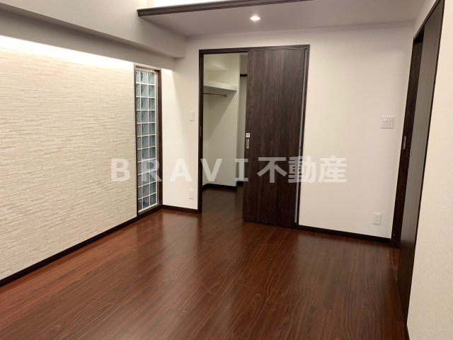 B-PROUD天満橋（ビープラウドテンマバシ）　BRAVI不動産の洋室|【B-PROUD天満橋】個人の部屋や寝室として使える洋室です