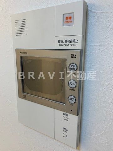 スプランディッド安土町　BRAVI不動産のセキュリティ|【スプランディット安土町】モニター付きインターホン