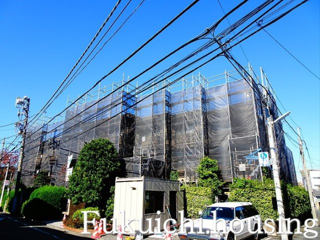 アゼリア水久保の外観