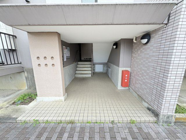 ファミールグランのエントランス