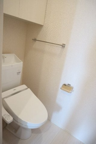【トイレ】 | ベルフィーヌ東船橋 | 落ち着いた色調のトイレです