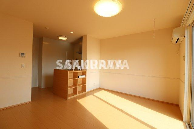 ロトンドの居間・リビング|2020年撮影。現況と異なる場合がございます。