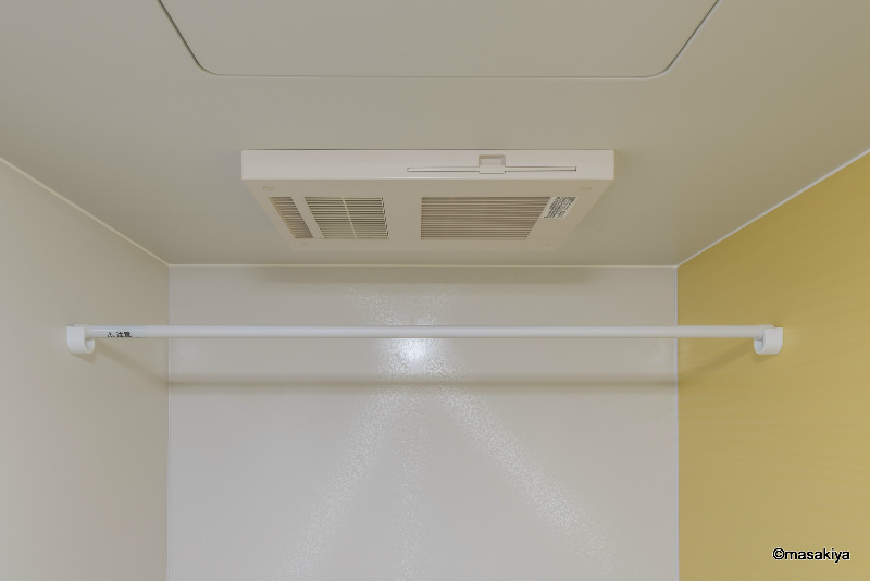 タッセルの浴室|浴室乾燥機付きです。