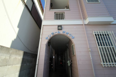 【エントランス】 | サンホーム　オオツキ