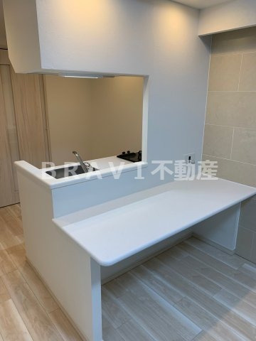 スプランディッド安土町　BRAVI不動産のキッチン|【スプランディット安土町】カウンターキッチン