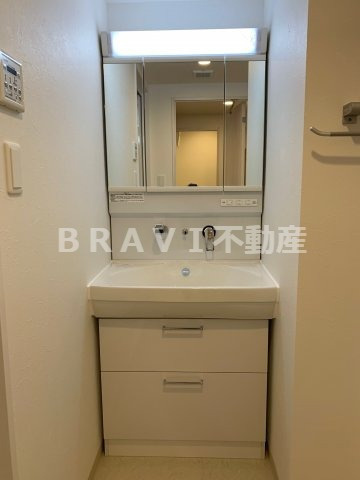 スプランディッド安土町　BRAVI不動産の独立洗面台|【スプランディット安土町】独立洗面台で身支度をすべて済ませてしまいましょう