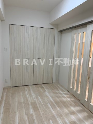 スプランディッド安土町　BRAVI不動産の洋室|【スプランディット安土町】ゆったりした洋室です