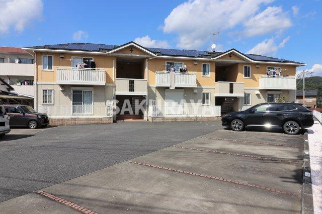 RIVIERE「リヴィエール」