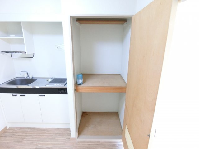 ロードサイドサガの収納|同物件別部屋イメージ写真