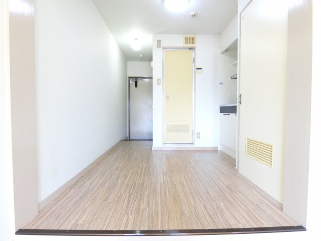 ロードサイドサガの内装|同物件別部屋イメージ写真