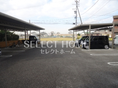 【駐車場】 | ｉ－セジュール桜 | 駐車スペースもあります
