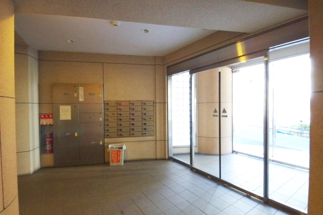 フォルトゥナ春日安藤坂のエントランス|エントランス