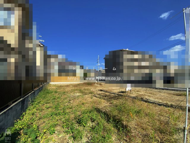 箕面市半町2丁目　新築一戸建