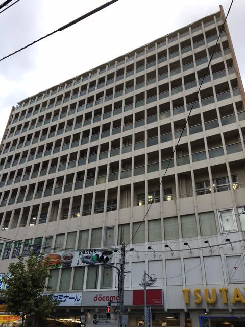 新宿区高田馬場２丁目の店舗一部の外観