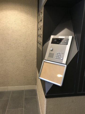 フォレスティア芦屋のエントランス