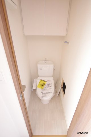 プレサンス難波インフィニティ　仲介手数料無料のトイレ