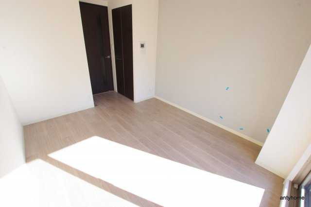 プレサンス難波インフィニティ　仲介手数料無料の寝室