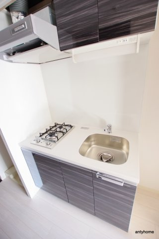 プレサンス難波インフィニティ　仲介手数料無料のキッチン