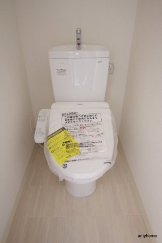 プレサンス難波インフィニティ　仲介手数料無料のトイレ