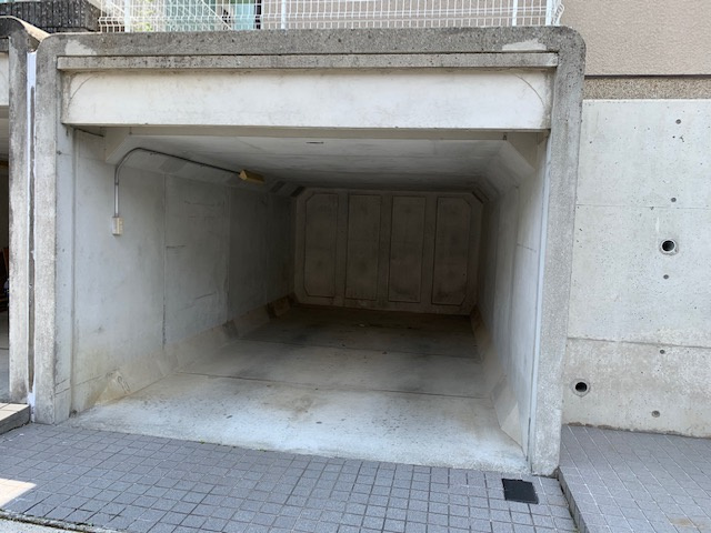 神戸市北区西山１丁目　中古戸建の駐車場