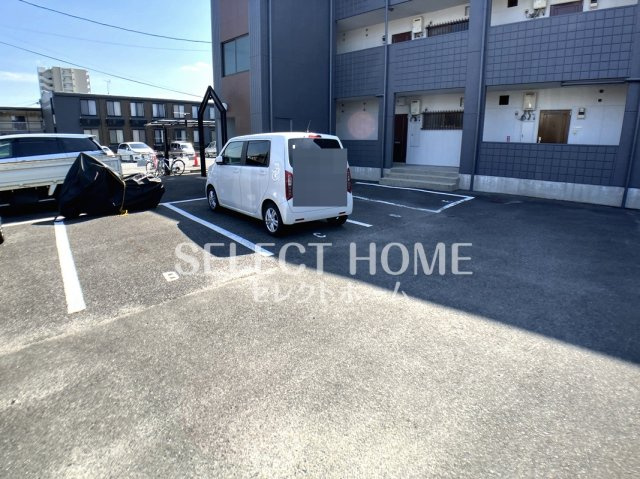 【駐車場】 | ハイツメモリー | 駐車場完備です