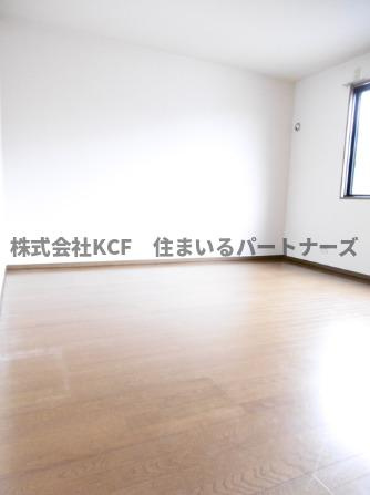 ハイカムール国分の居間・リビング|こちらの居間で趣味の時間をお楽しみください