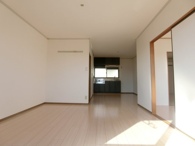 スティブル　A棟の居間・リビング