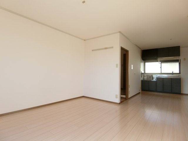 スティブル　A棟の居間・リビング