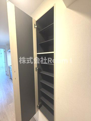 【玄関】 | エルディオーネ上町台 | きれいな玄関です