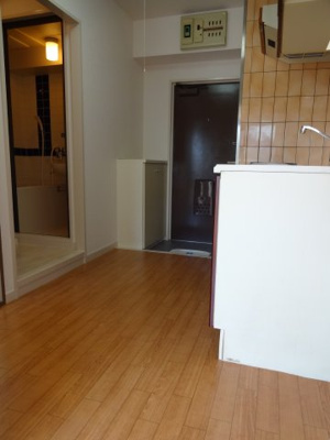 【居間・リビング】 | ライオンズマンション鶯谷第３ | ライオンズマンション鶯谷第３　※同タイプのお部屋です