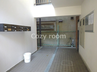 【ロビー】 | 清泉ビル江坂 | 毎日通るロビーはこのようになっています