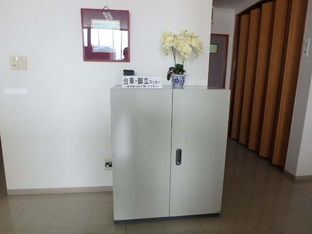 ロジスティックコンビニエンスワタセのその他|台車・脚立　無料で貸出