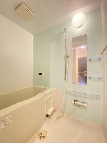 グローリーコート前九年の浴室