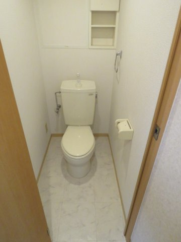 【トイレ】 | ヴィラカレラ菱江 | シンプルで使いやすいトイレです